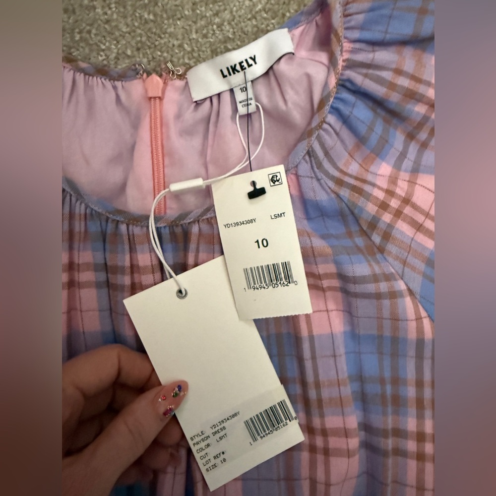 LIKELY - Payson Side Cutout Plaid Midi Dress In Lilac
Sachet - Size 10 - NWT - Picture 5 of 16
